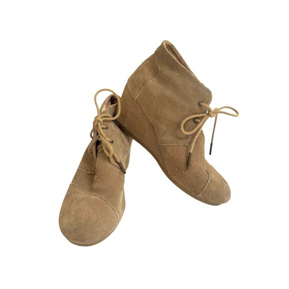 TOMS Women’s Desert Wedge Booties Suede Lace-Up Taupe Size 7 - Picture 1 of 7